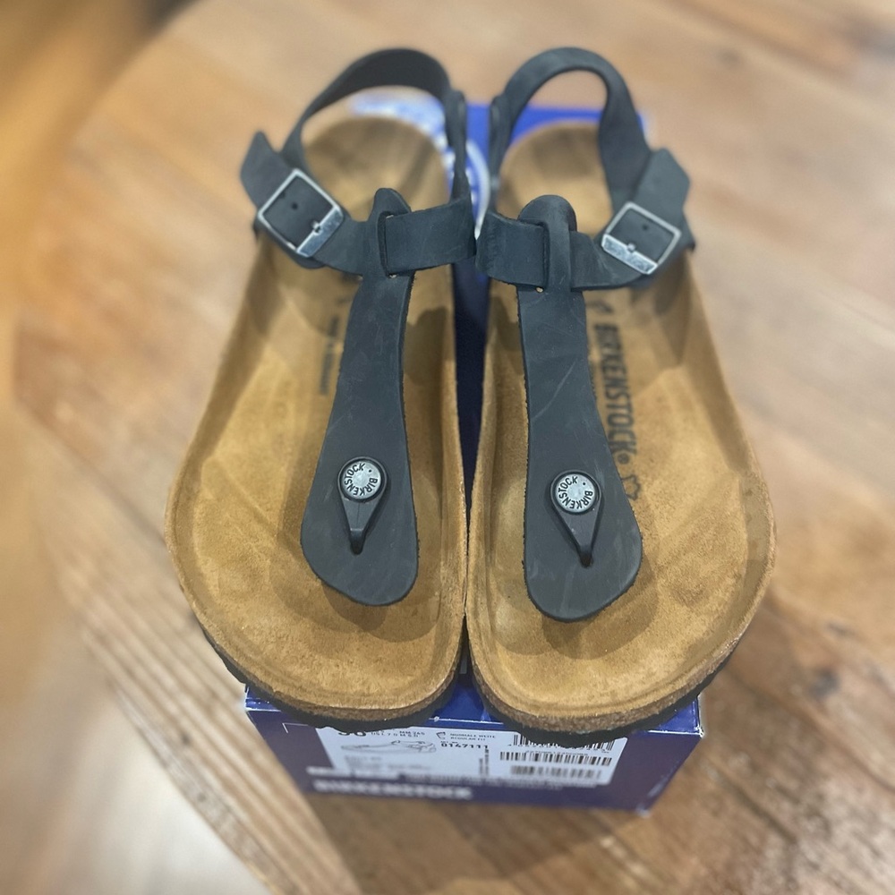 Birkenstock women’s black Kairo EU size 38